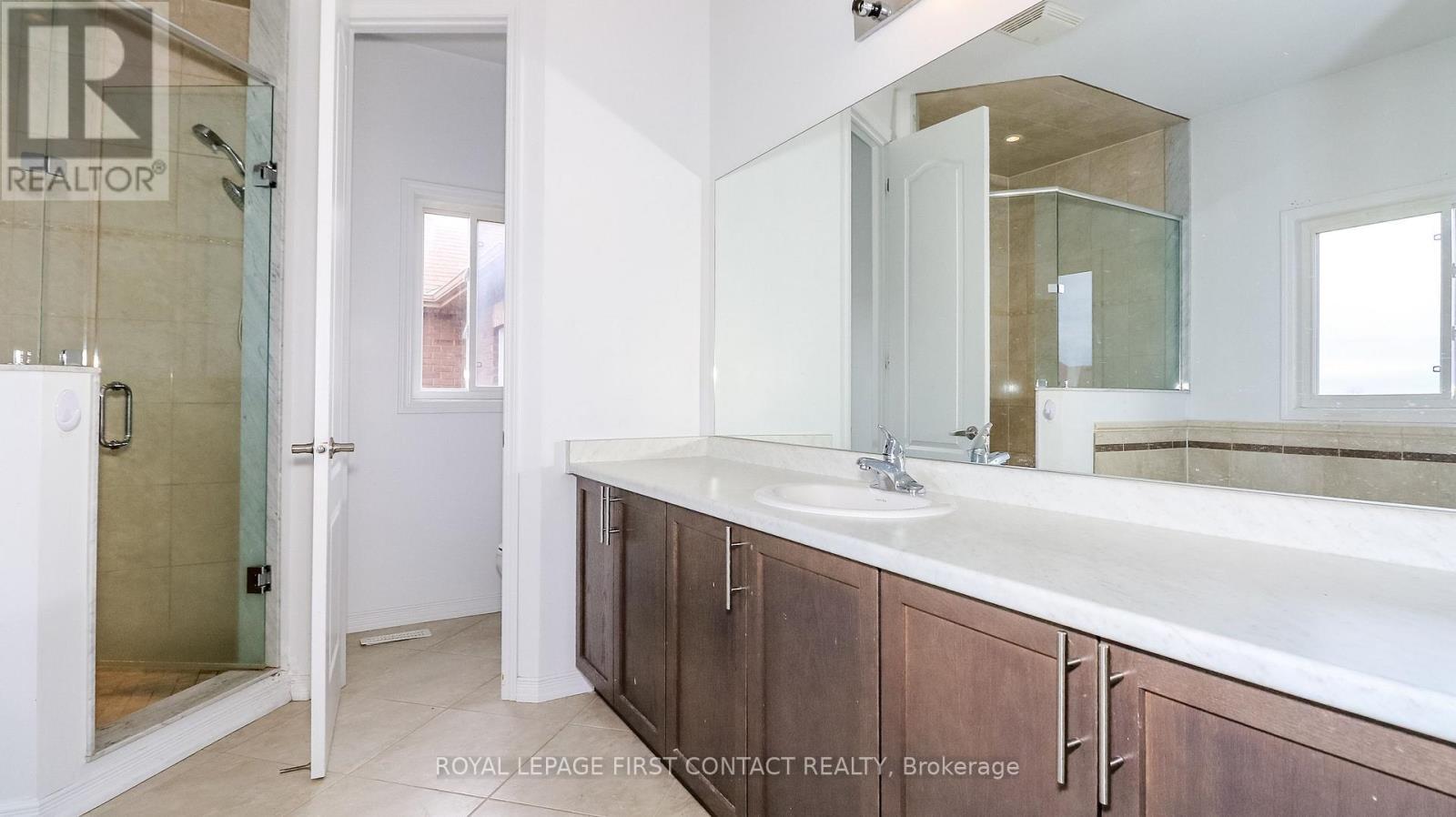 












1965 JANS BOULEVARD

,
Innisfil,




Ontario
L9S0L3

