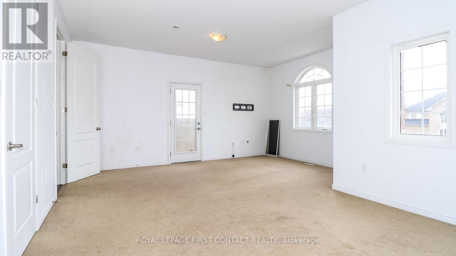 












1965 JANS BOULEVARD

,
Innisfil,




Ontario
L9S0L3

