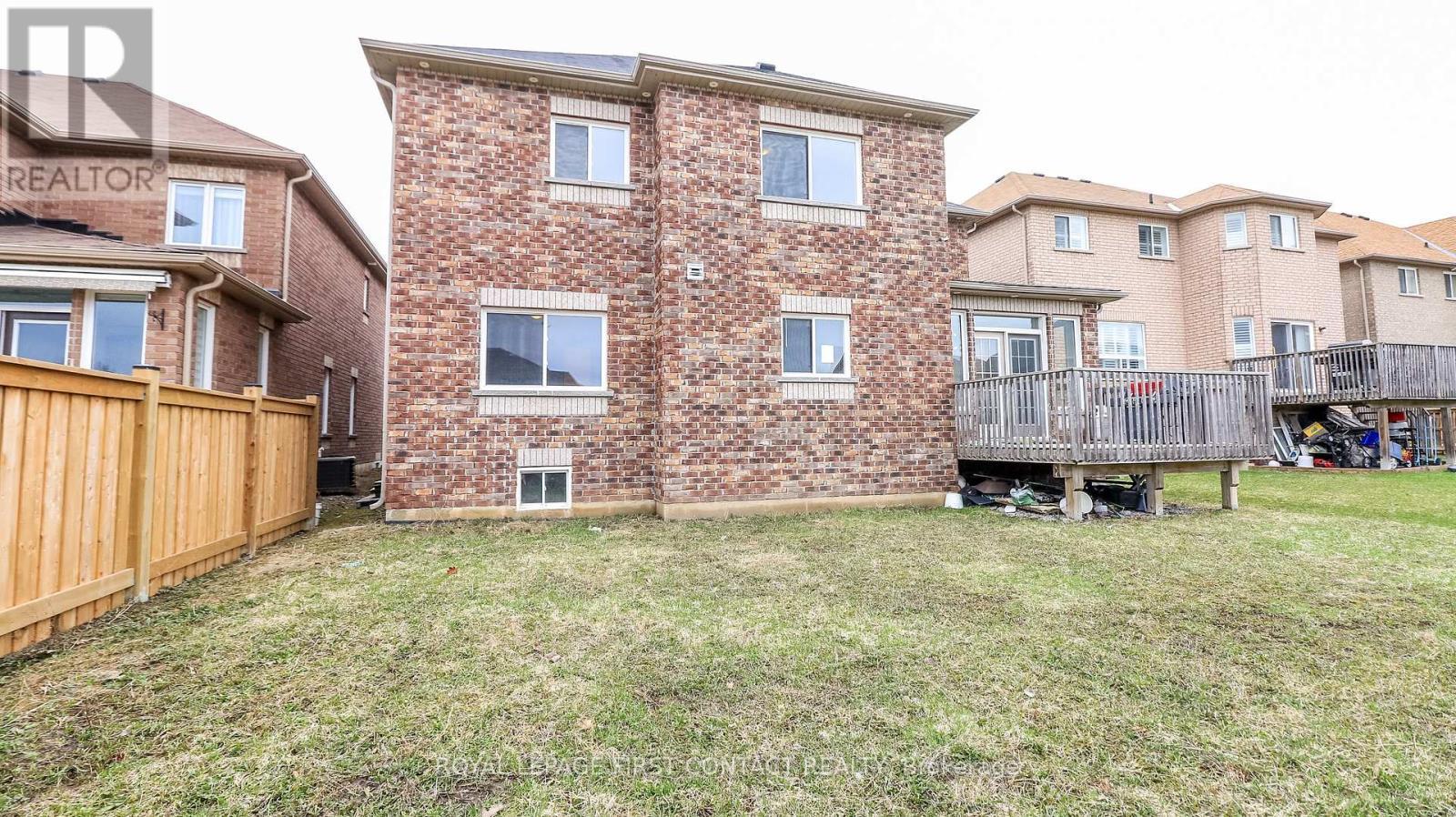 












1965 JANS BOULEVARD

,
Innisfil,




Ontario
L9S0L3

