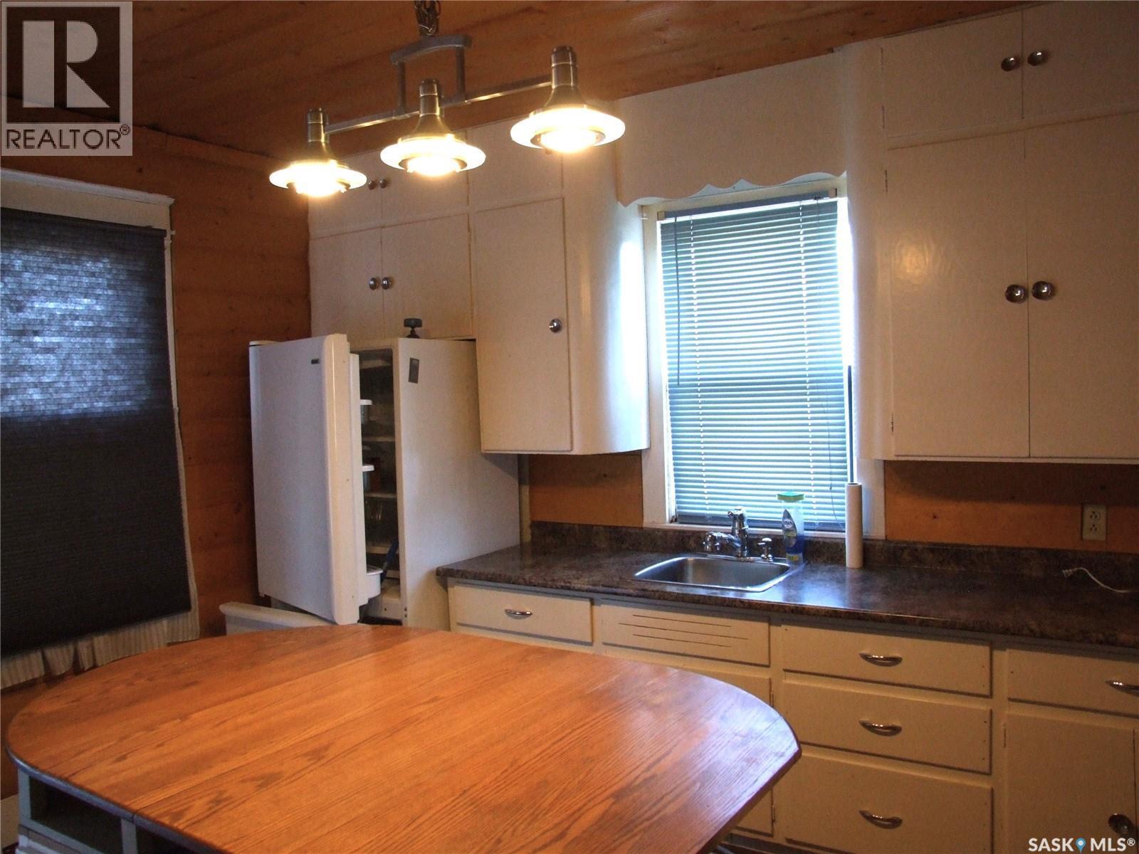 












641 Maharg AVENUE

,
Burstall,




Saskatchewan
S0N0H0

