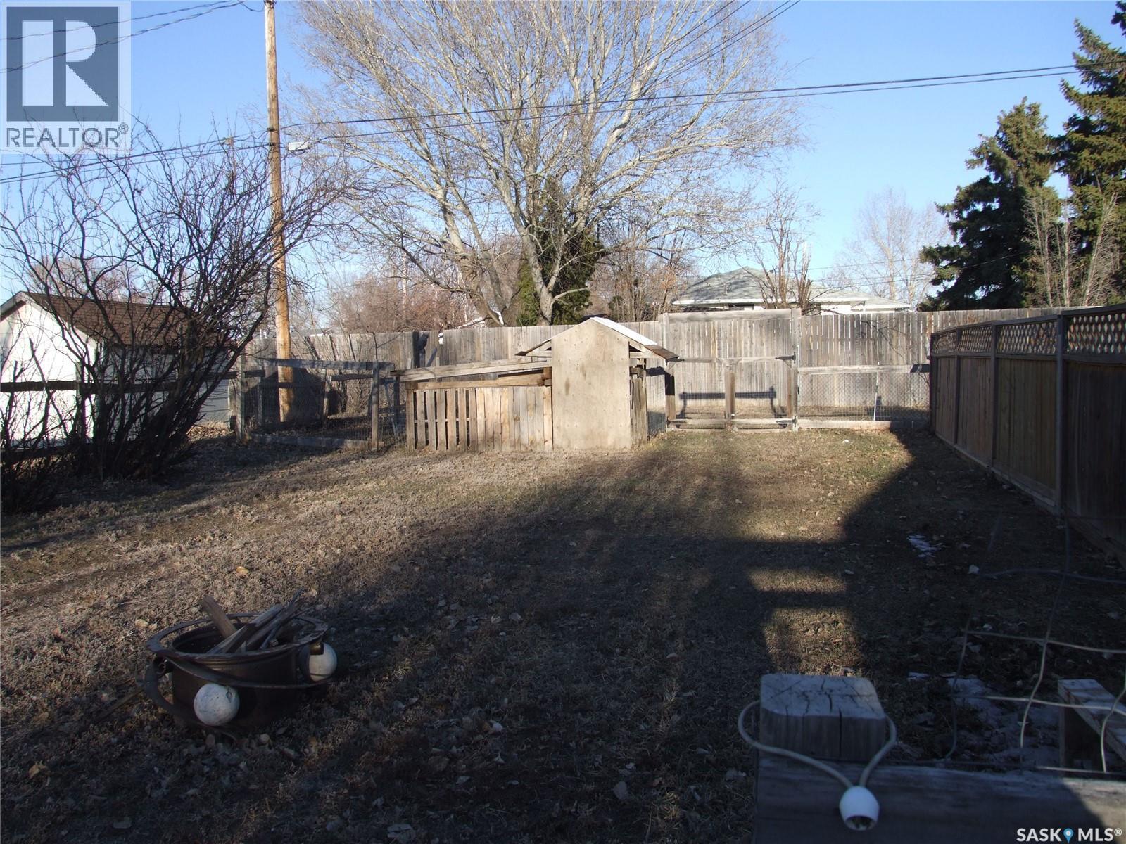 












641 Maharg AVENUE

,
Burstall,




Saskatchewan
S0N0H0

