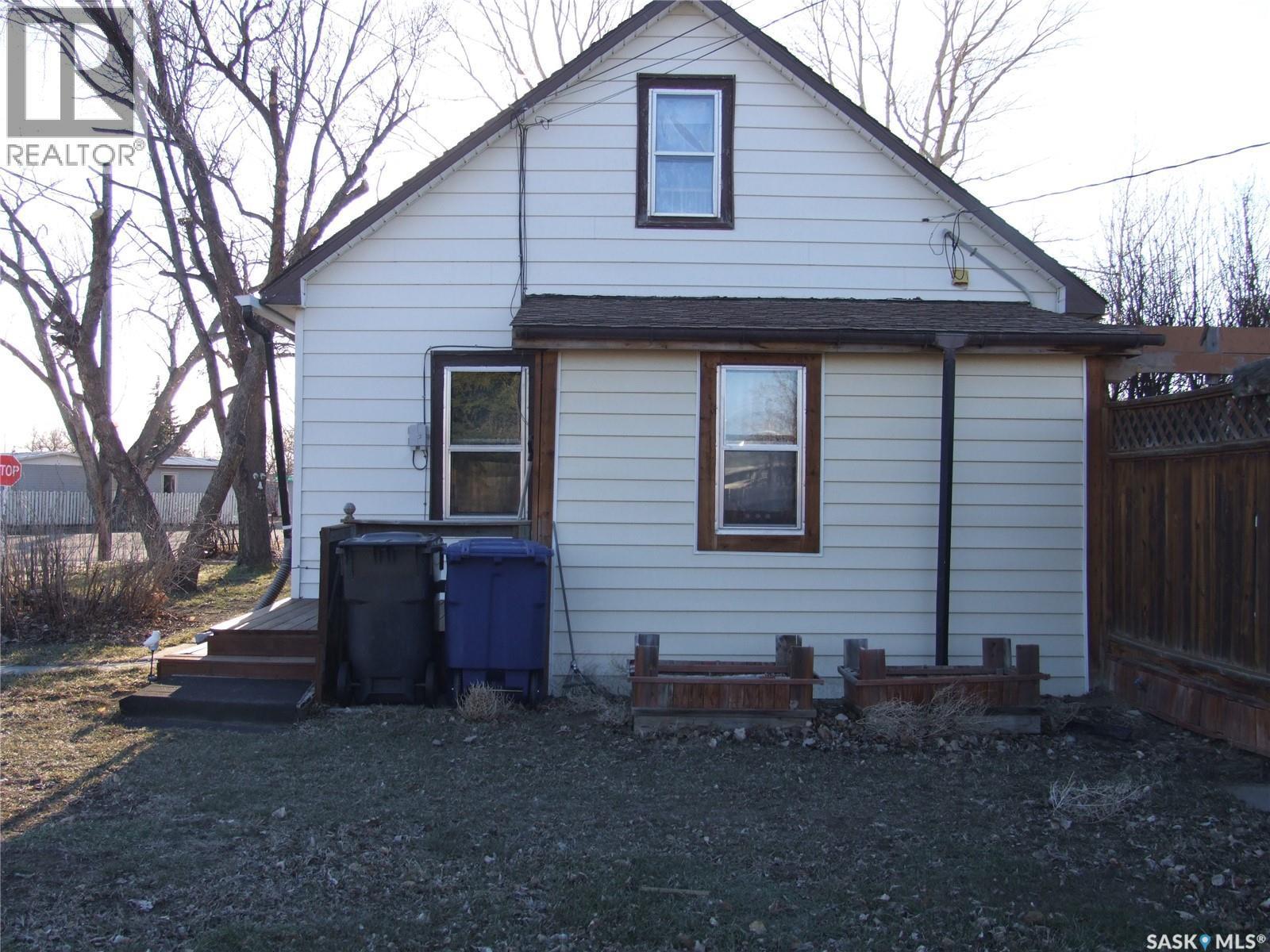 












641 Maharg AVENUE

,
Burstall,




Saskatchewan
S0N0H0

