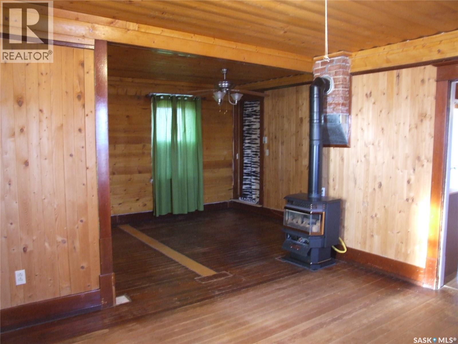 












641 Maharg AVENUE

,
Burstall,




Saskatchewan
S0N0H0

