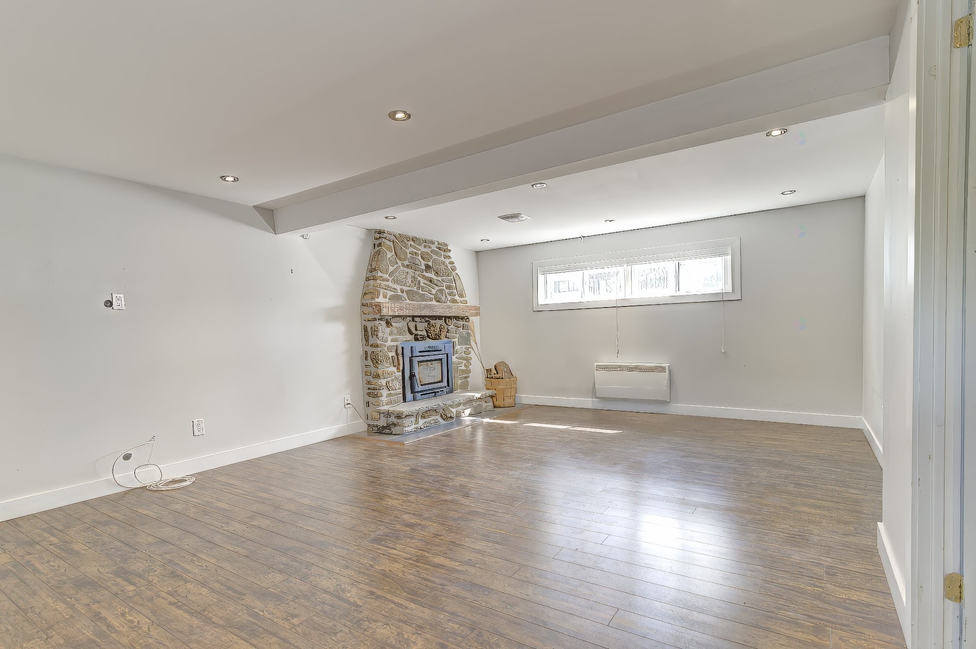 









14


Av. de Gironde

,
Candiac,




QC
J5R4B1

