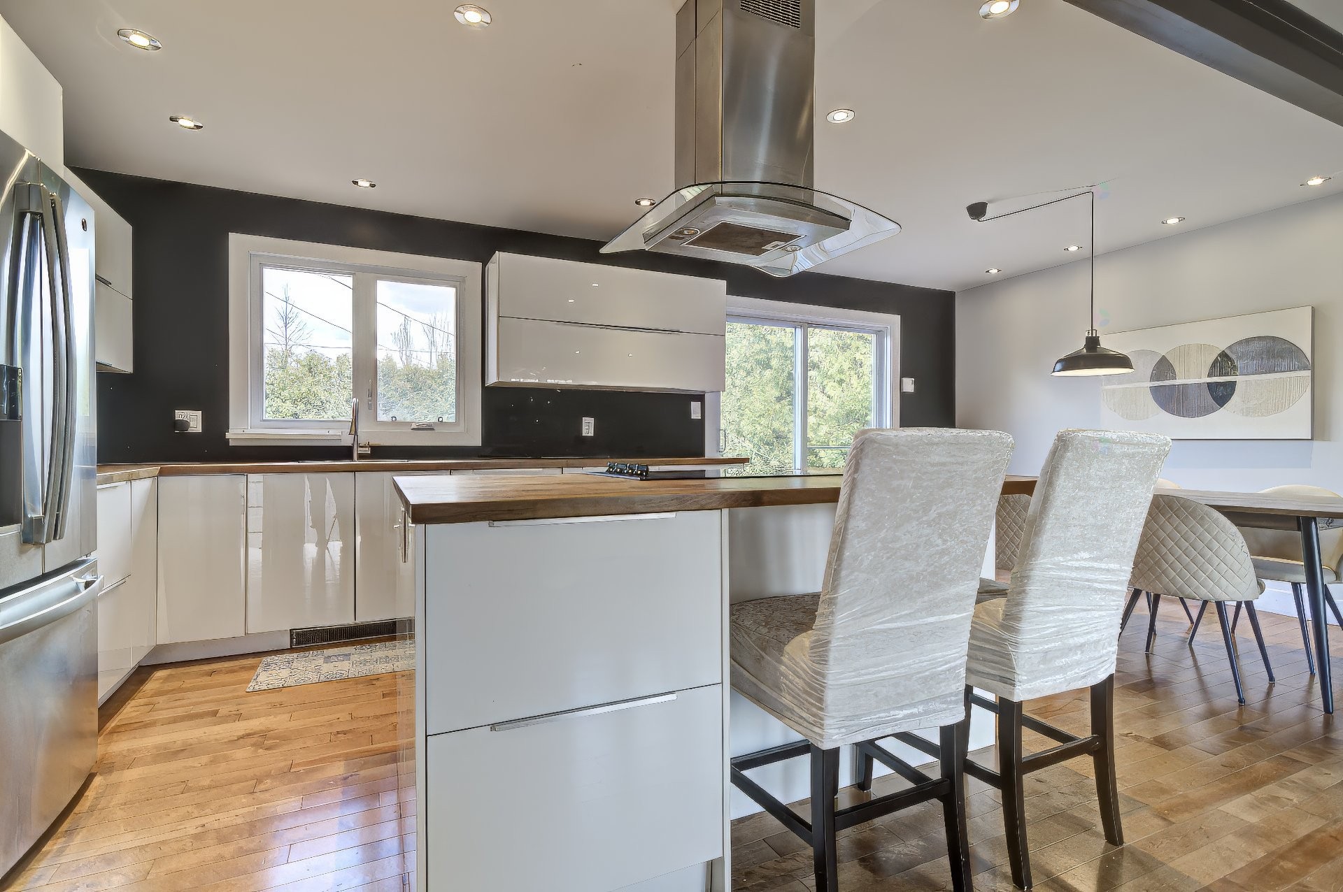 









14


Av. de Gironde

,
Candiac,




QC
J5R4B1

