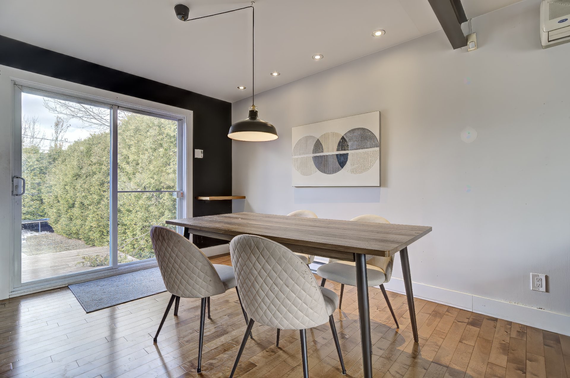 









14


Av. de Gironde

,
Candiac,




QC
J5R4B1

