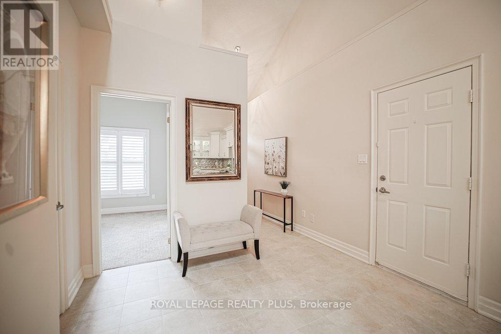 












7 - 1010 CRISTINA COURT

,
Mississauga,




Ontario
L5J4T7

