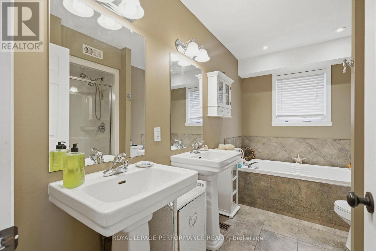 












18353 LANA DRIVE

,
South Glengarry,




Ontario
K6H7L9

