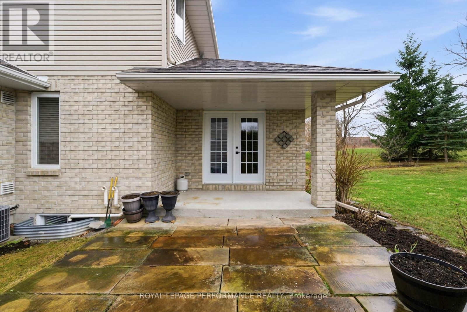 












18353 LANA DRIVE

,
South Glengarry,




Ontario
K6H7L9

