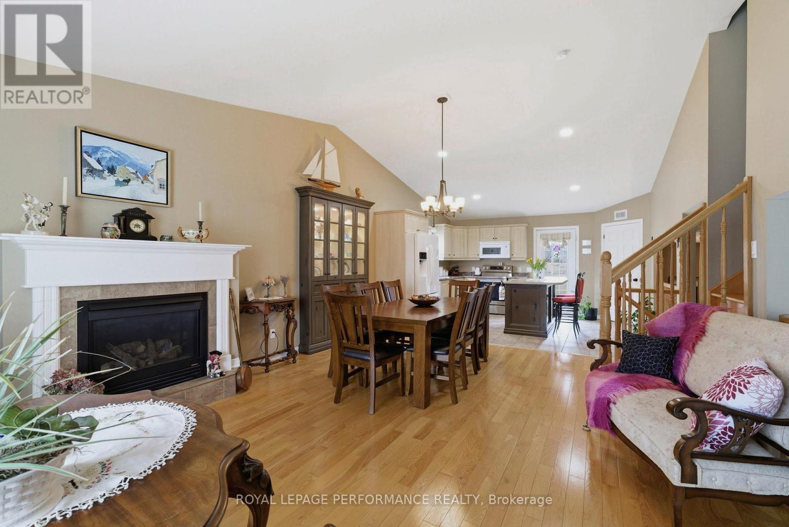 












18353 LANA DRIVE

,
South Glengarry,




Ontario
K6H7L9

