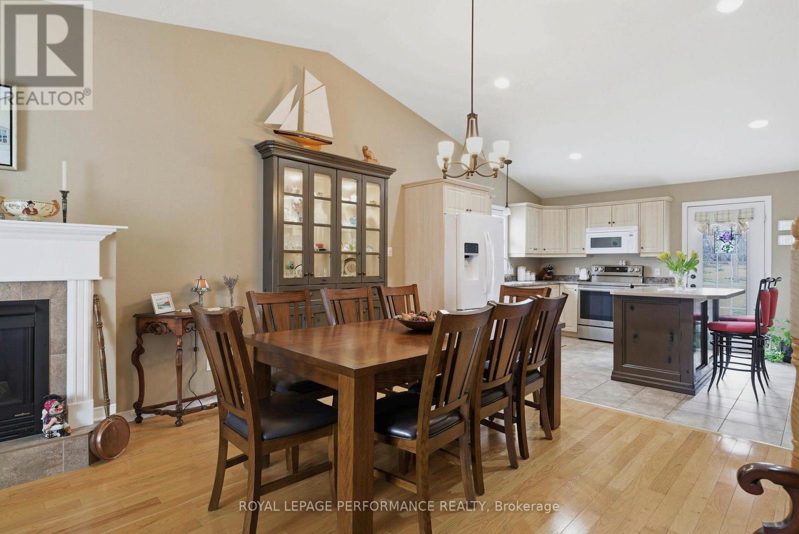 












18353 LANA DRIVE

,
South Glengarry,




Ontario
K6H7L9

