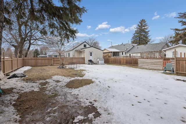 









5


2nd

ST,
St Jean Baptiste,




MB
R0G 2B0

