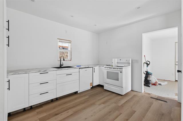 









5


2nd

ST,
St Jean Baptiste,




MB
R0G 2B0

