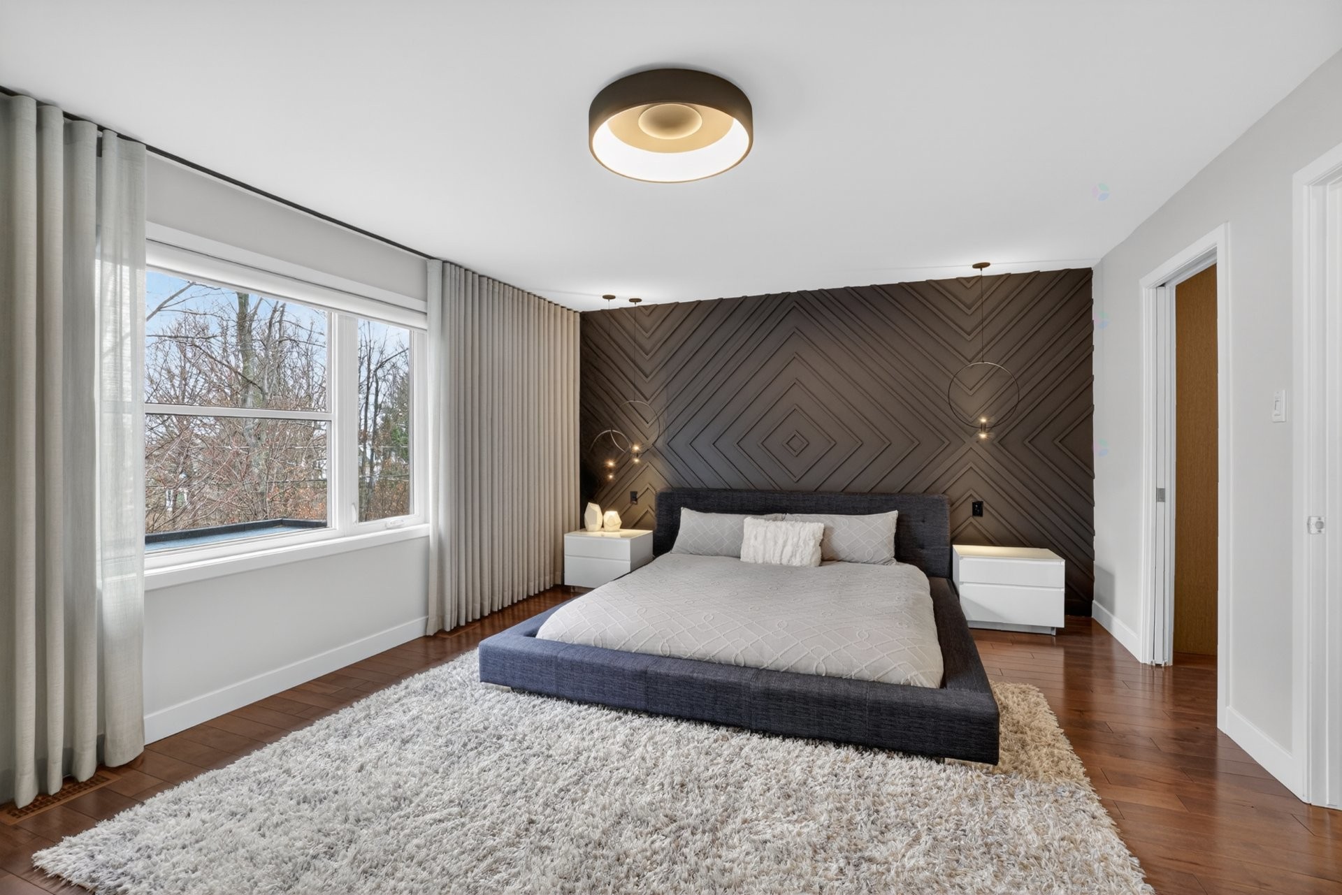 









1076


Rue Breux

,
Chambly,




QC
J3L0P8

