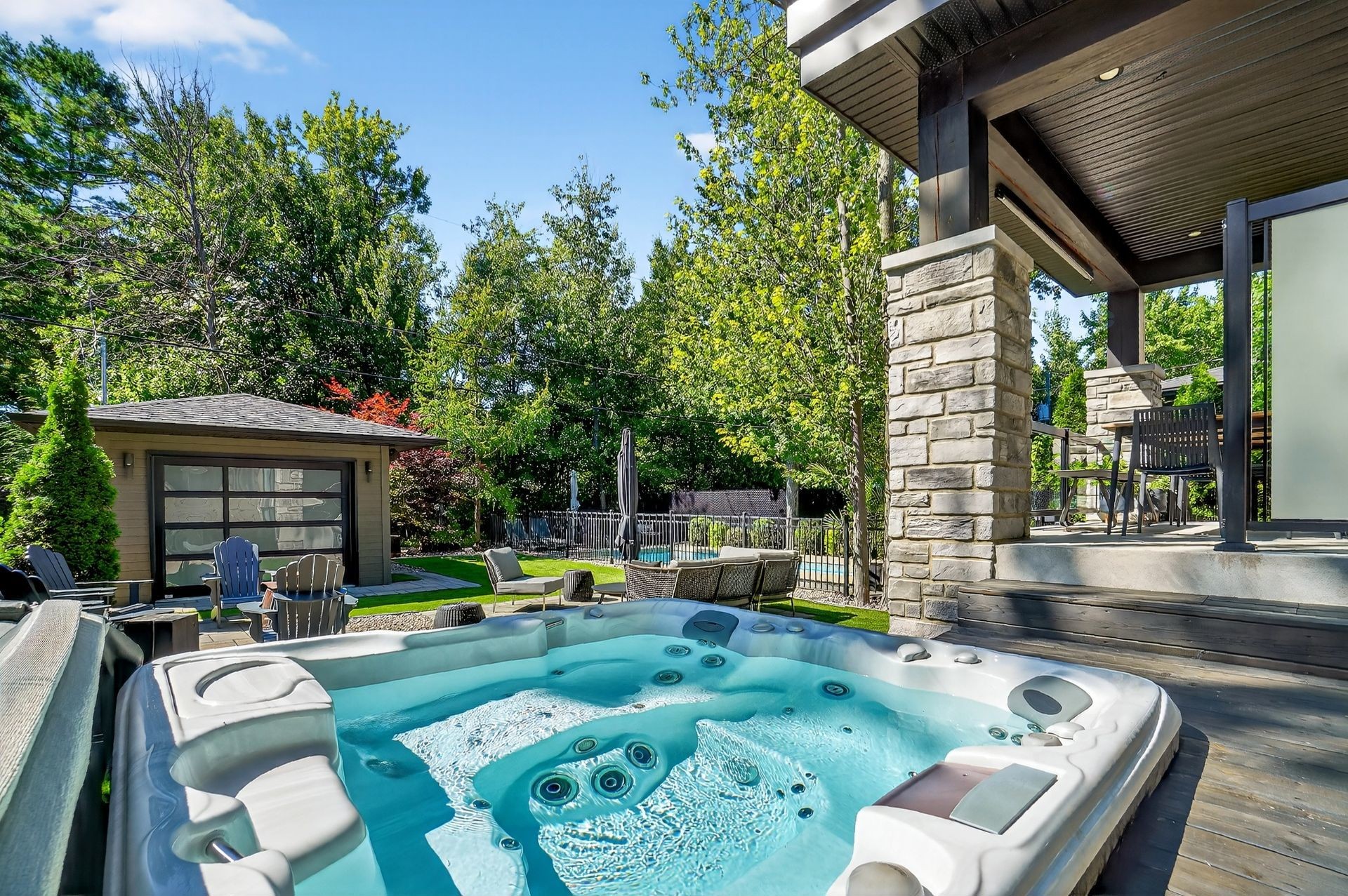 









1076


Rue Breux

,
Chambly,




QC
J3L0P8

