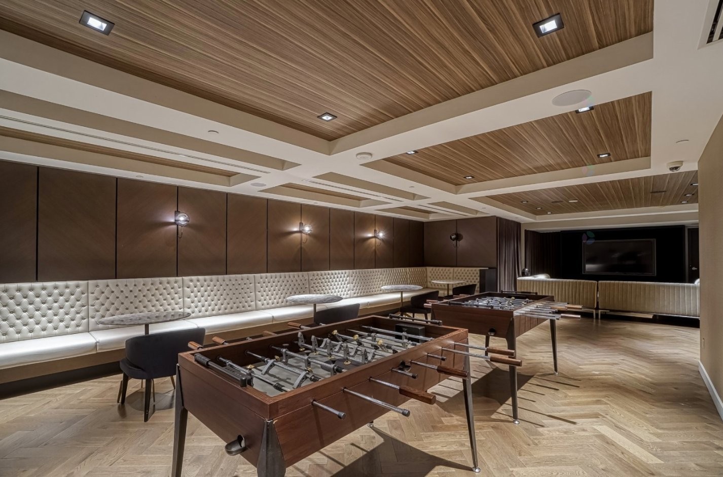 









1288


Rue St-Antoine O.

, 3008,
Montréal (Ville-Marie),




QC
H3C0X6

