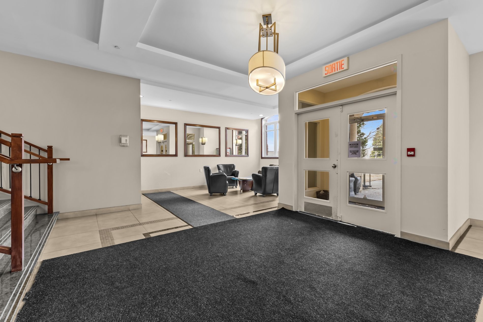 









6850


Boul. Henri-Bourassa O.

, 102,
Montréal (Saint-Laurent),




QC
H4R0E2

