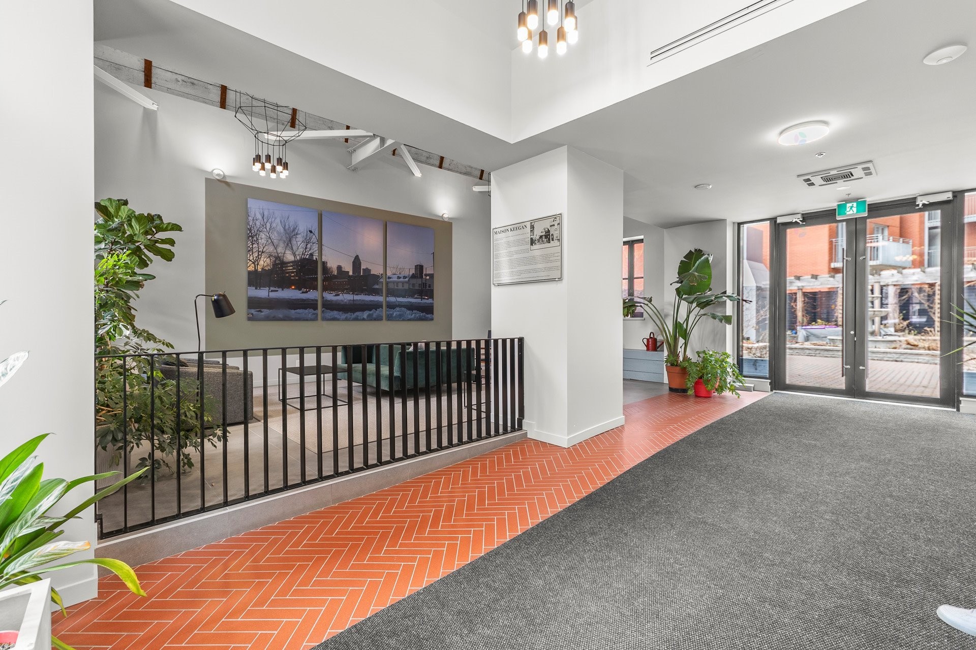 









175


Rue de la Montagne

, 1102,
Montréal (Le Sud-Ouest),




QC
H3C2A6


