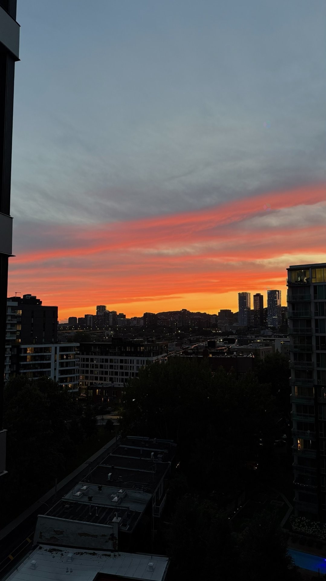 









175


Rue de la Montagne

, 1102,
Montréal (Le Sud-Ouest),




QC
H3C2A6

