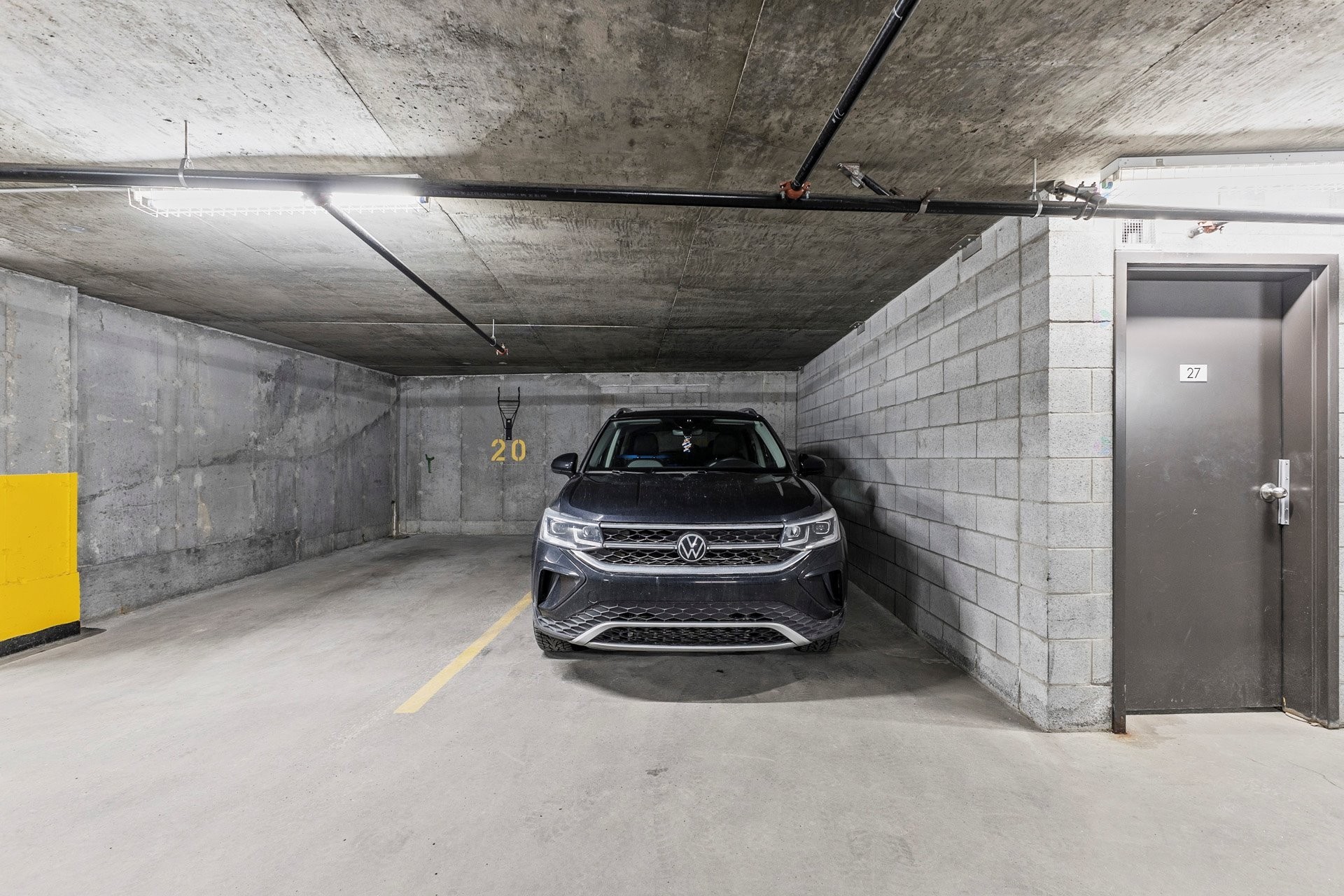 









175


Rue de la Montagne

, 1102,
Montréal (Le Sud-Ouest),




QC
H3C2A6

