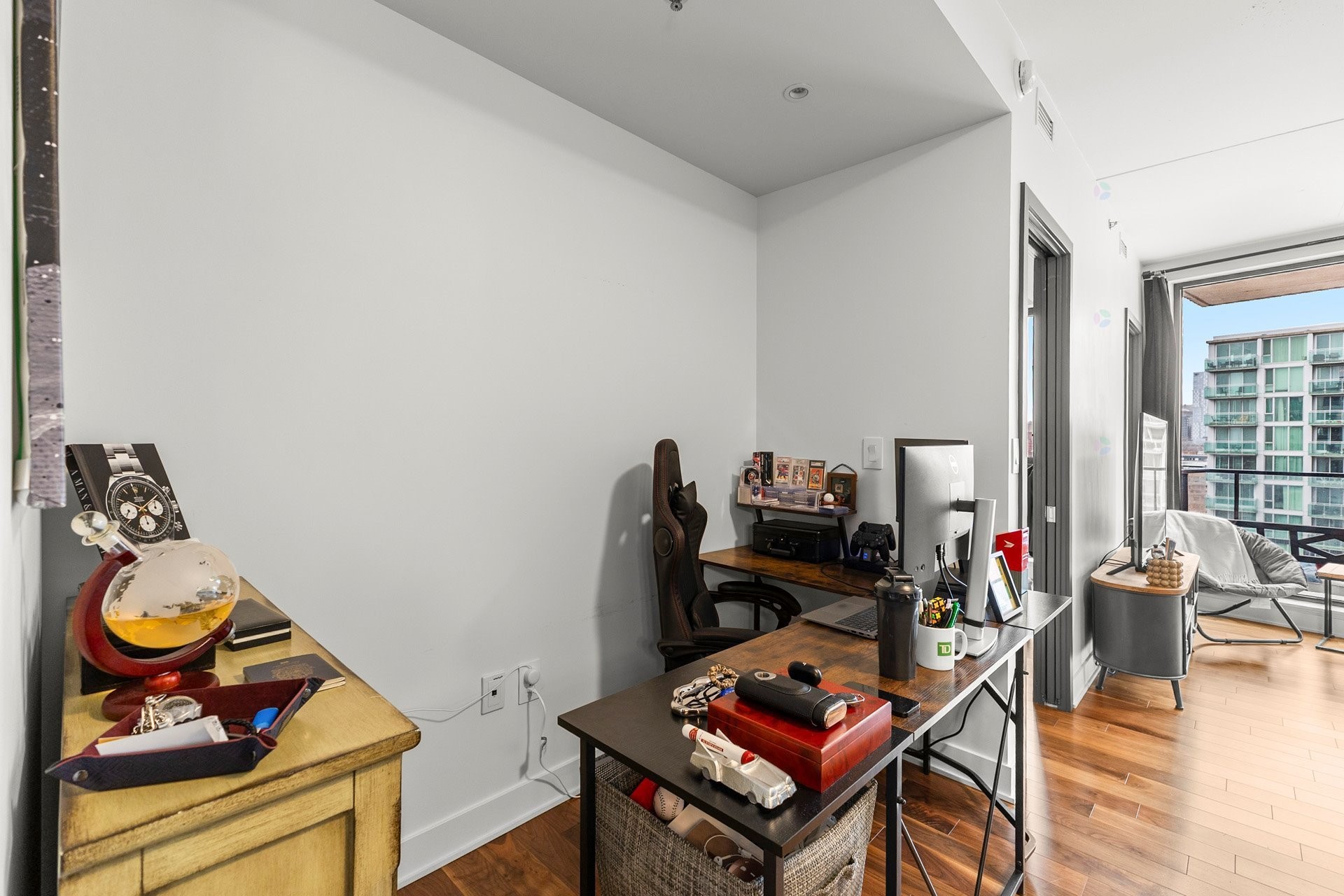 









175


Rue de la Montagne

, 1102,
Montréal (Le Sud-Ouest),




QC
H3C2A6

