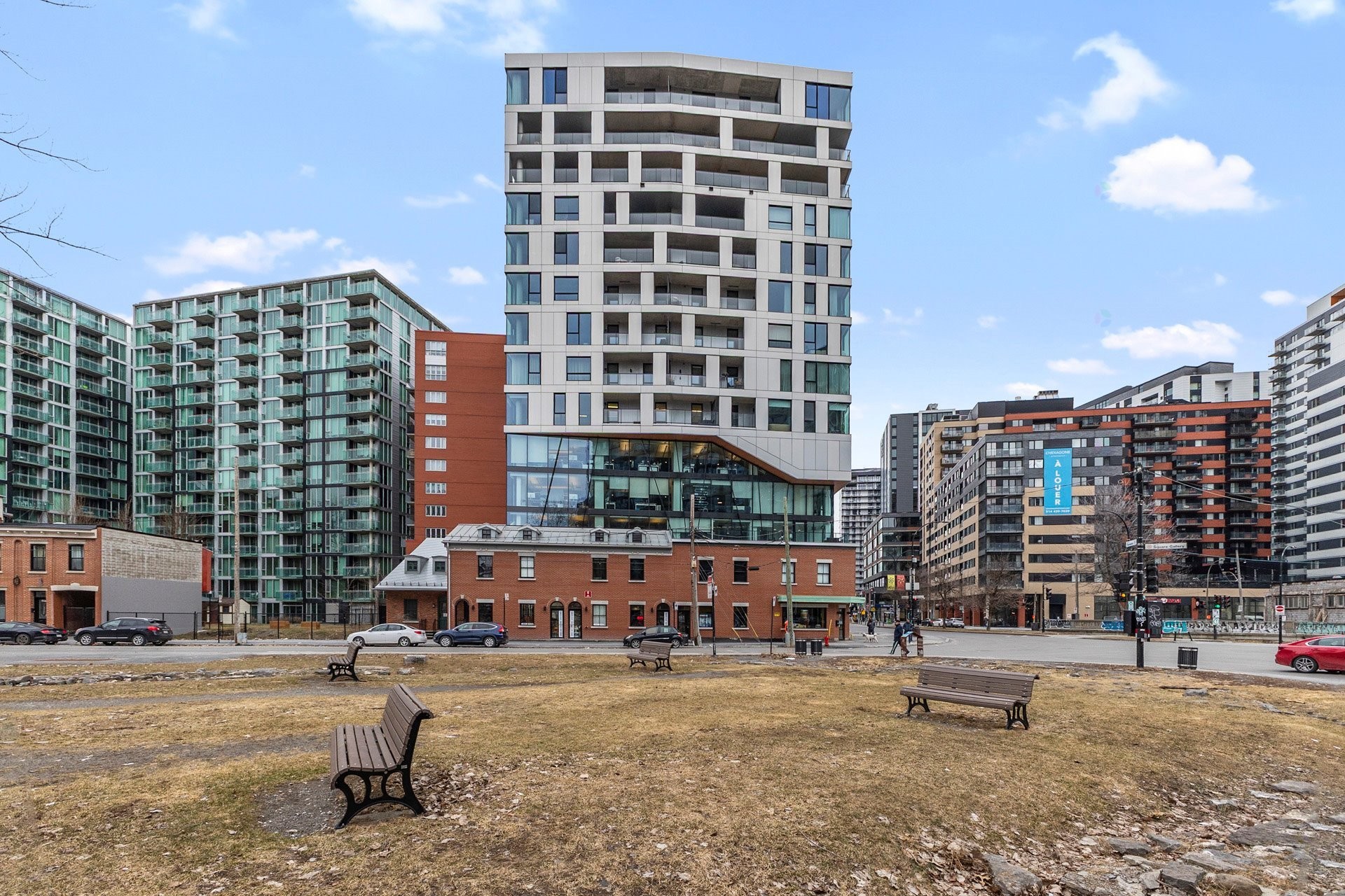 









175


Rue de la Montagne

, 1102,
Montréal (Le Sud-Ouest),




QC
H3C2A6

