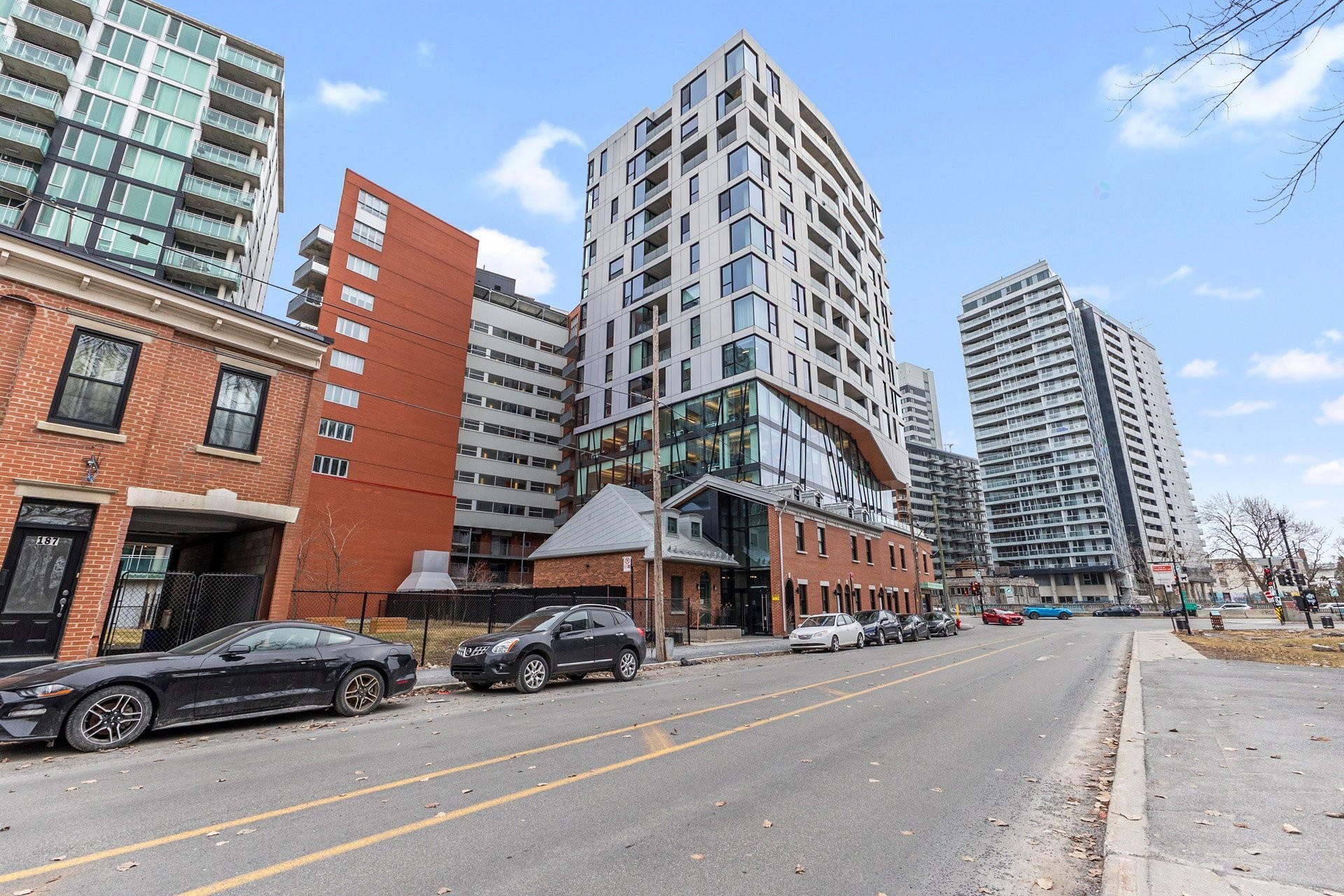 









175


Rue de la Montagne

, 1102,
Montréal (Le Sud-Ouest),




QC
H3C2A6

