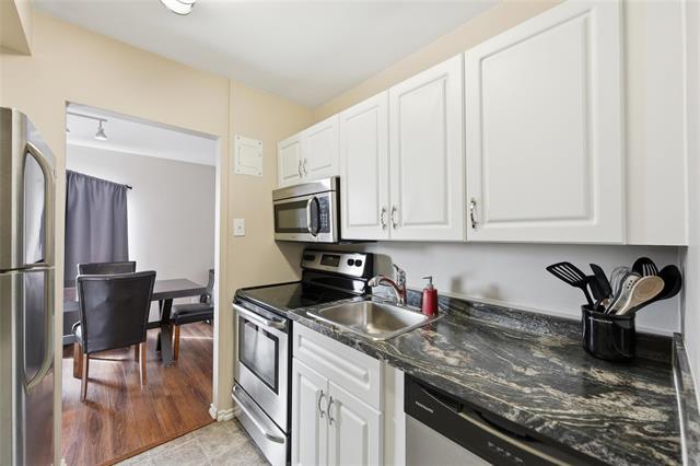 









3467


Portage

AVE, 4,
Winnipeg,




MB
R3K 0Y2


