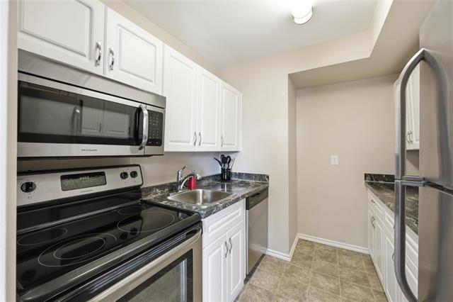 









3467


Portage

AVE, 4,
Winnipeg,




MB
R3K 0Y2


