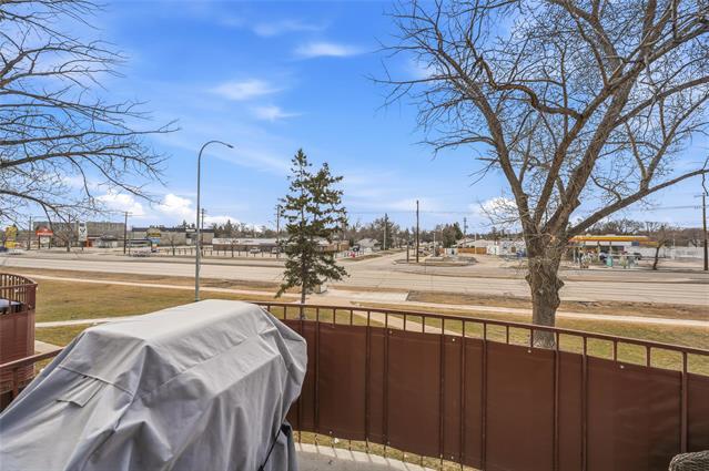 









3467


Portage

AVE, 4,
Winnipeg,




MB
R3K 0Y2

