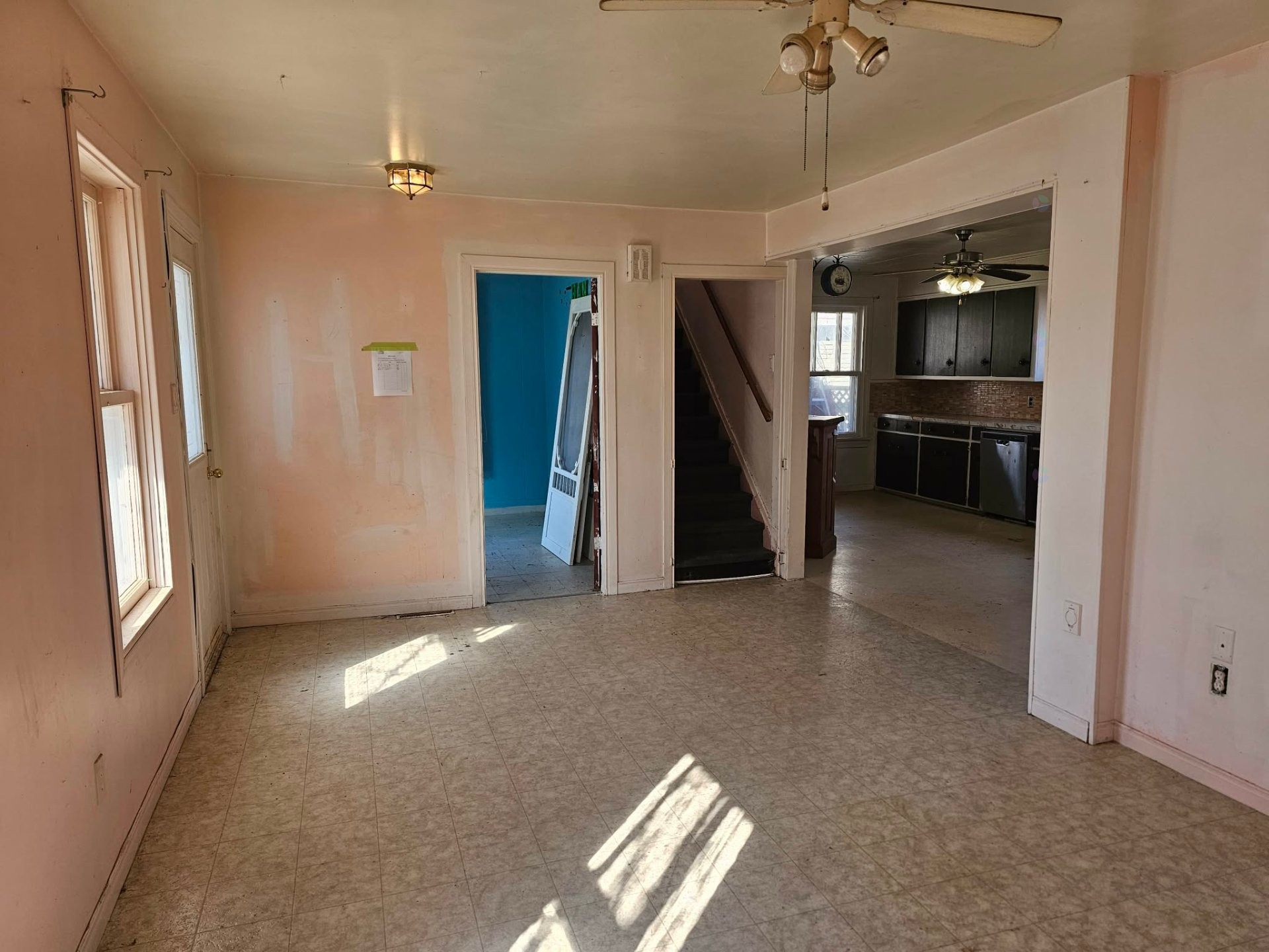 









283


Rue Notre-Dame

,
Roxton Falls,




QC
J0H1E0

