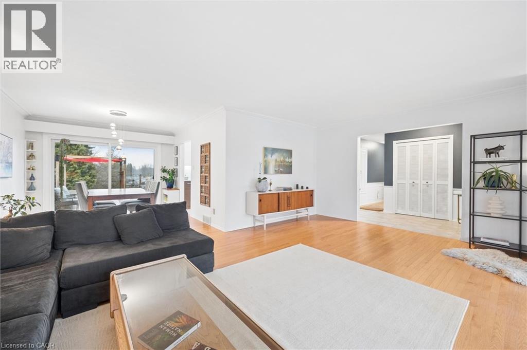 












144 RIPPLEWOOD Crescent

,
Kitchener,




Ontario
N2M4R8

