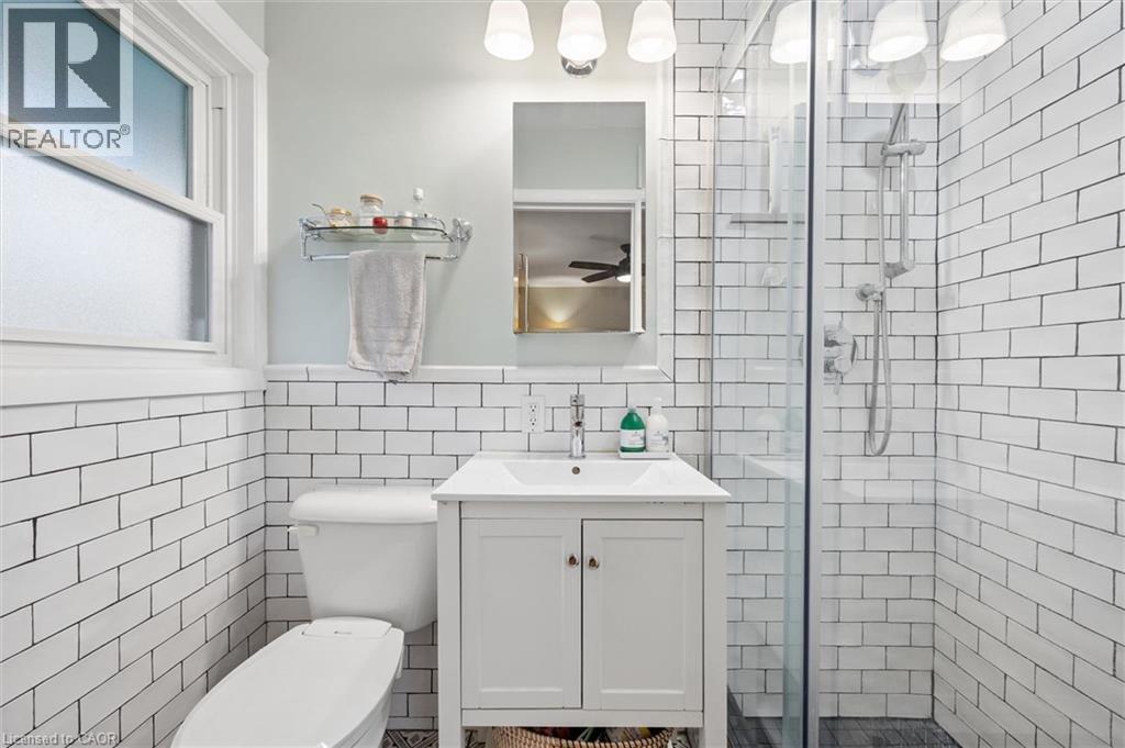 












144 RIPPLEWOOD Crescent

,
Kitchener,




Ontario
N2M4R8

