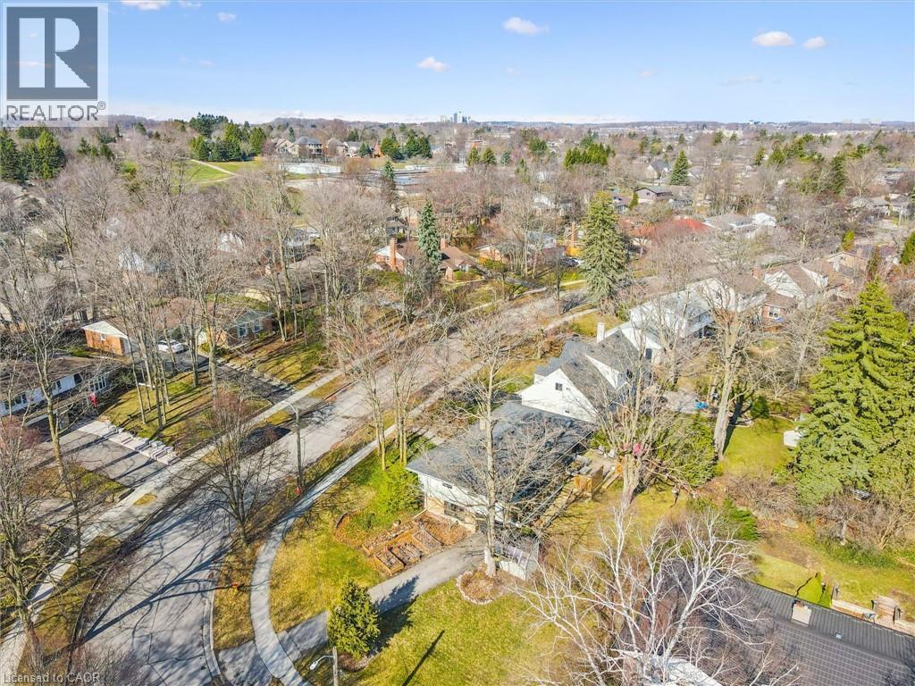 












144 RIPPLEWOOD Crescent

,
Kitchener,




Ontario
N2M4R8

