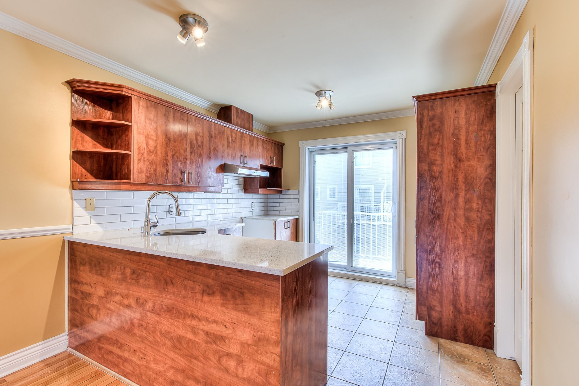 









399


Rue Éricka

, 44,
Laval (Fabreville),




QC
H7P5S3

