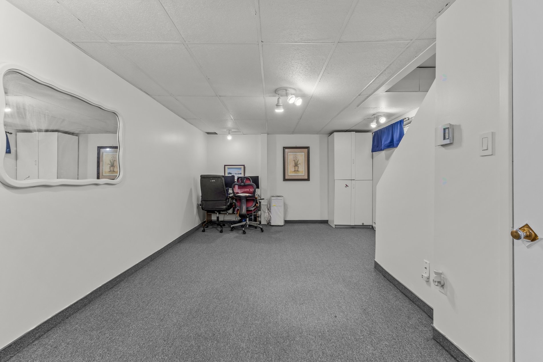 









233


Rue P.-É.-Borduas

,
Laval (Sainte-Rose),




QC
H7L5G7

