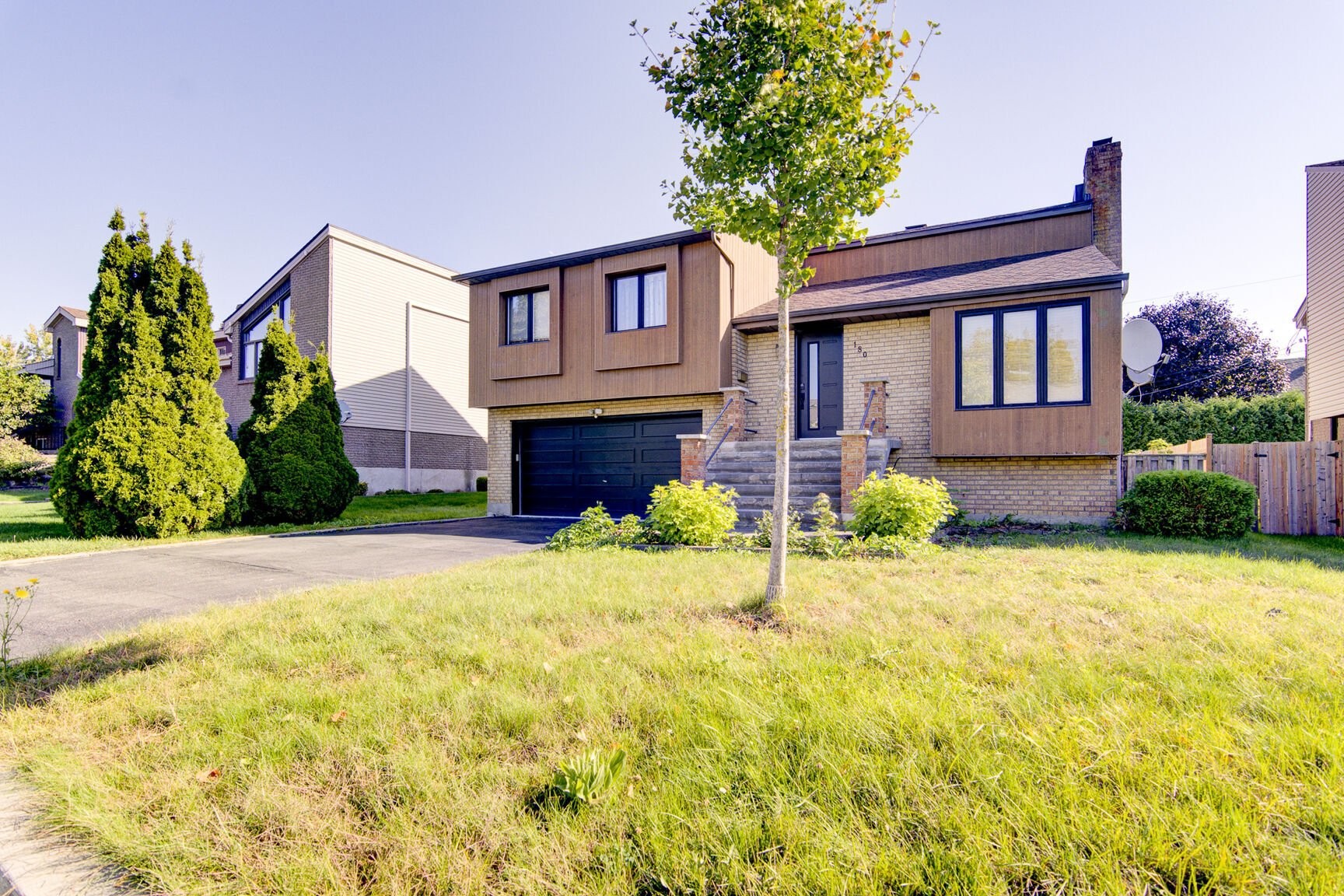 









180


Place Terry-Fox

,
Kirkland,




QC
H9H4Z6

