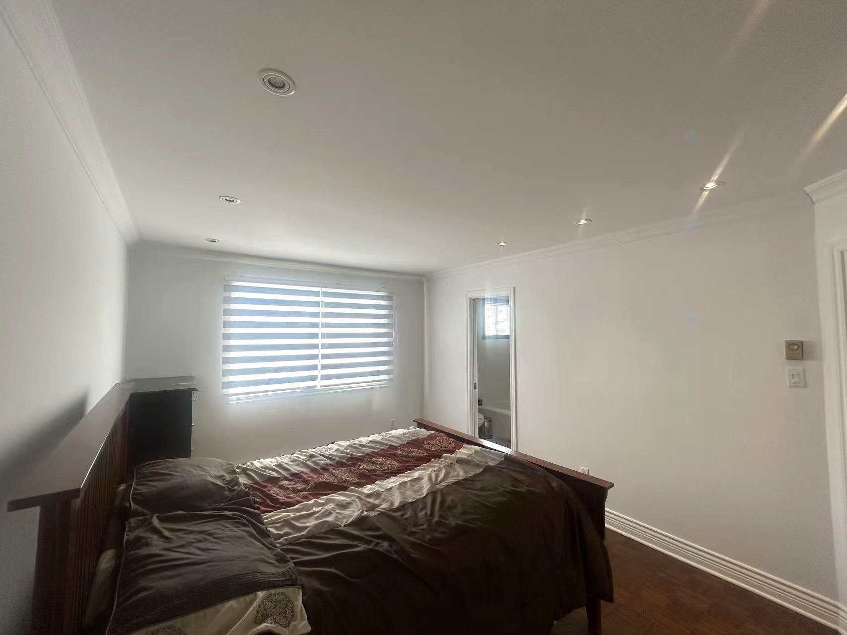 









180


Place Terry-Fox

,
Kirkland,




QC
H9H4Z6

