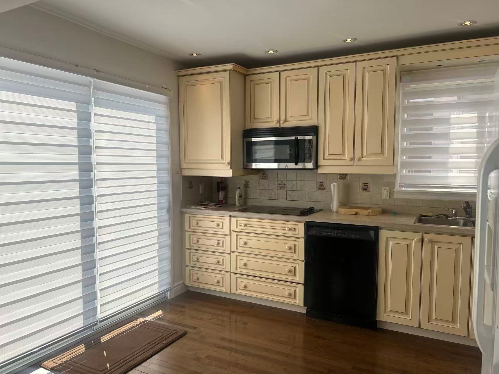 









180


Place Terry-Fox

,
Kirkland,




QC
H9H4Z6

