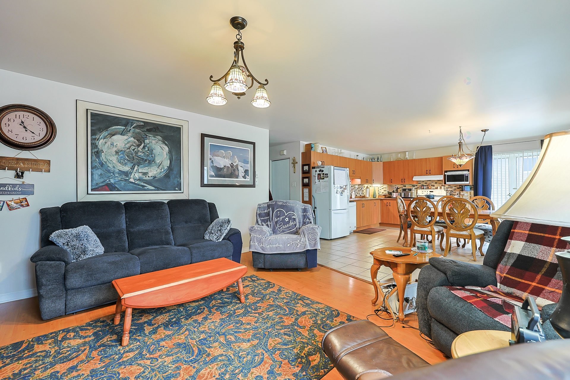 









558


Rue Gillies

,
Gatineau (Buckingham),




QC
J8L2A2

