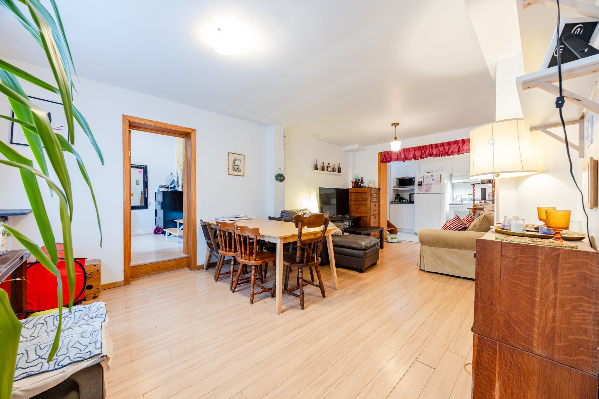 









5535


14e Avenue

,
Montréal (Rosemont/La Petite-Patrie),




QC
H1X2W1

