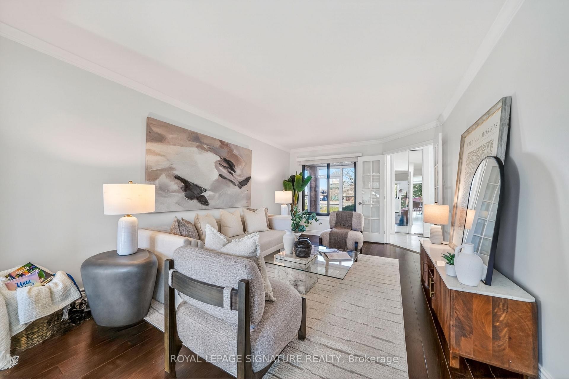 









578


Silverthorne

Crescent,
Mississauga,




ON
L5R 1W7

