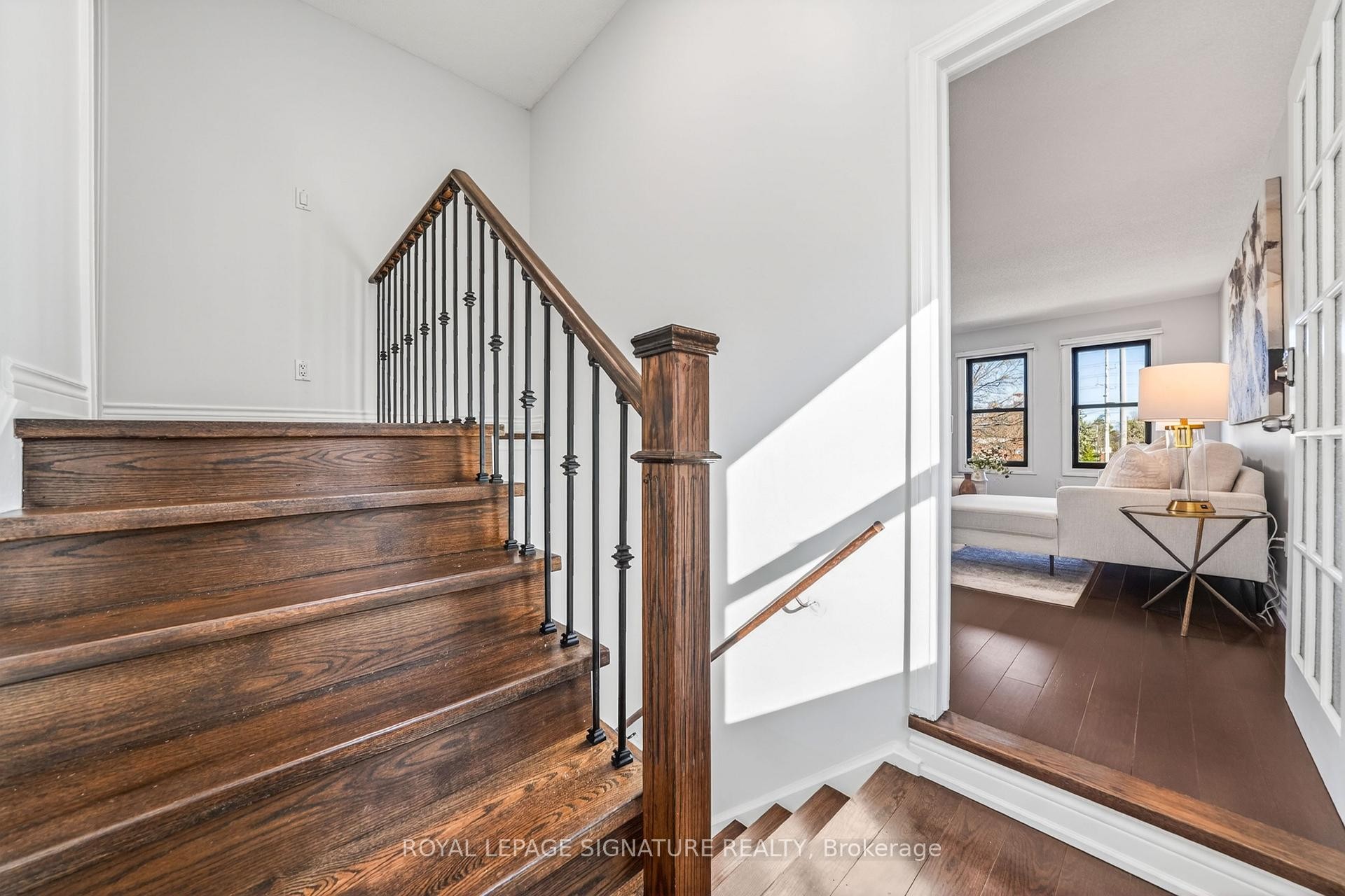 









578


Silverthorne

Crescent,
Mississauga,




ON
L5R 1W7

