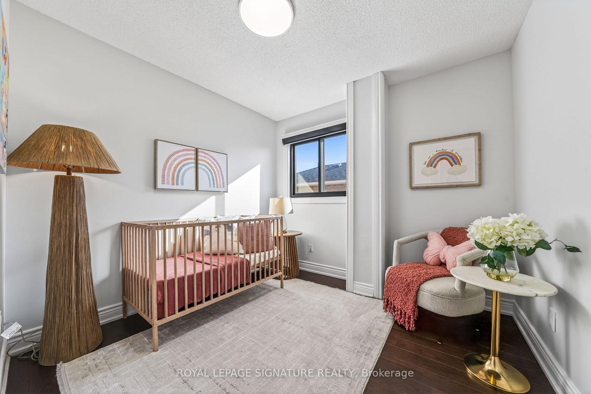 









578


Silverthorne

Crescent,
Mississauga,




ON
L5R 1W7

