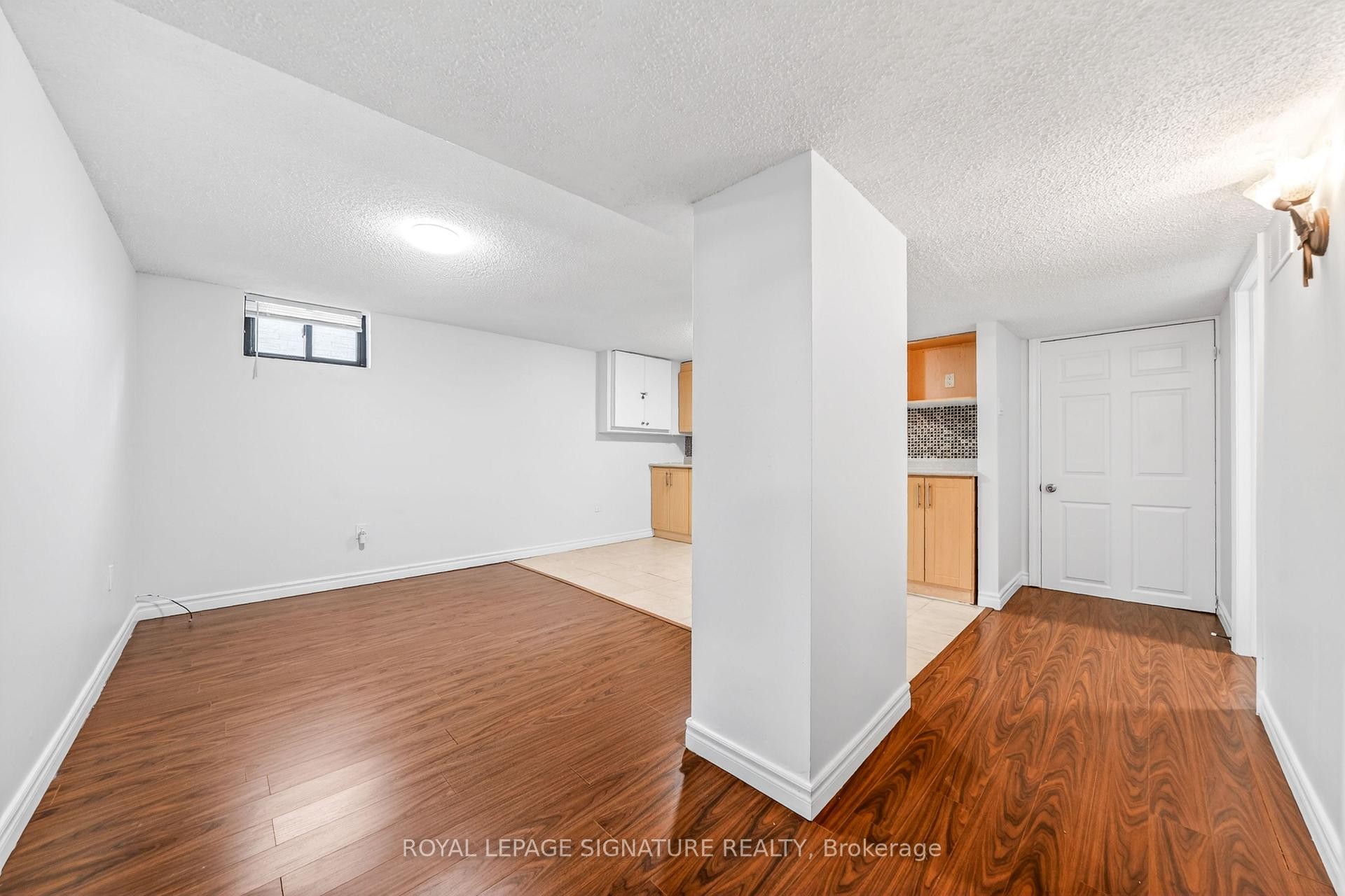 









578


Silverthorne

Crescent,
Mississauga,




ON
L5R 1W7

