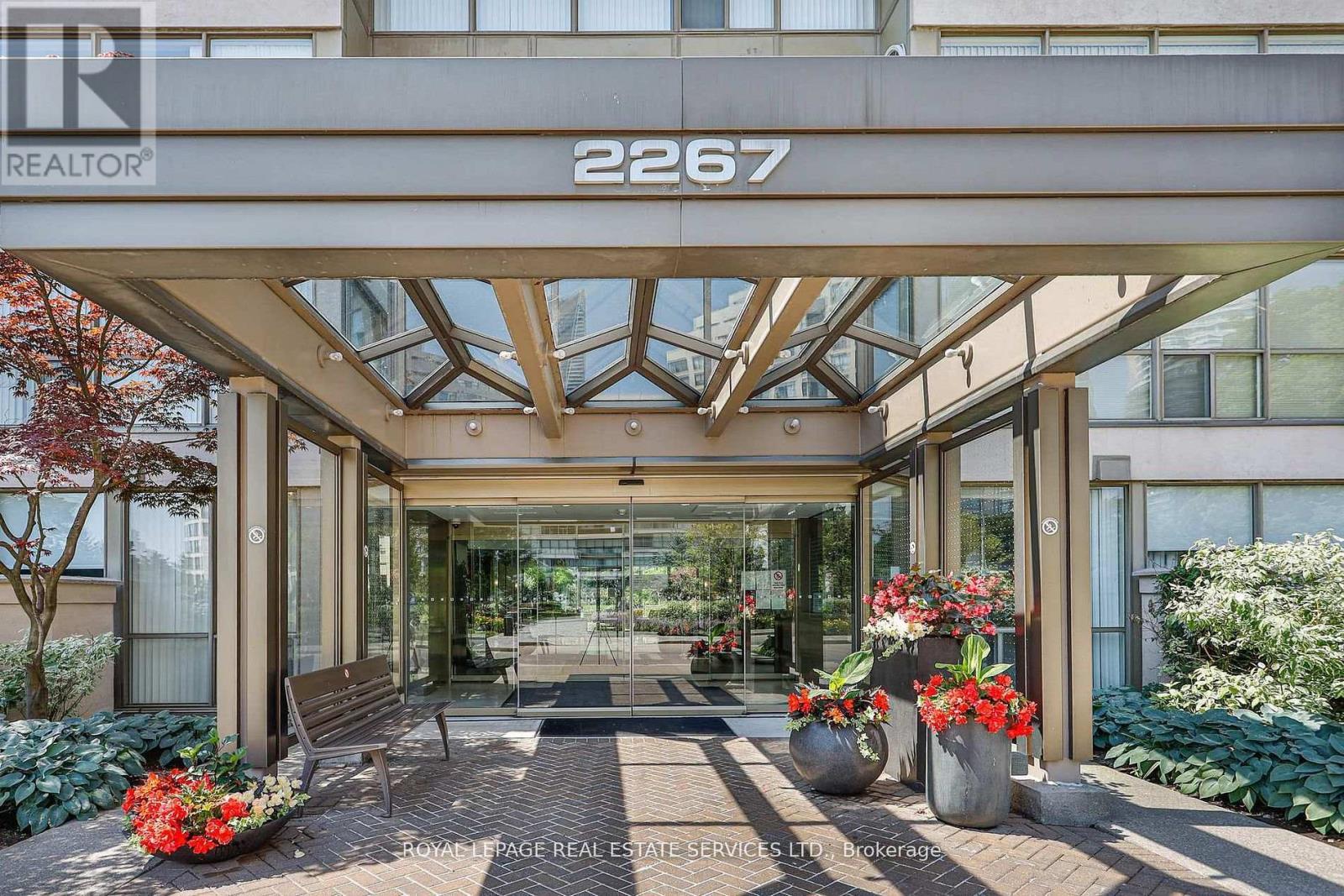 












707 - 2267 LAKE SHORE BOULEVARD W

,
Toronto,




Ontario
M8V3X2

