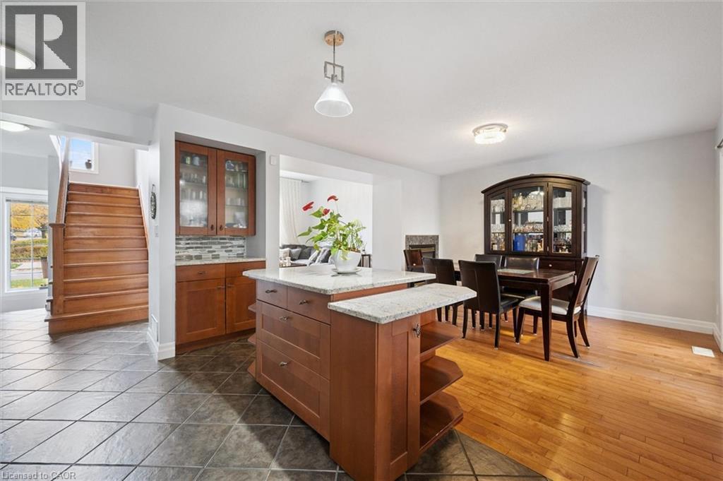 












122 GRAND RIVER Boulevard

,
Kitchener,




Ontario
N2A4E3

