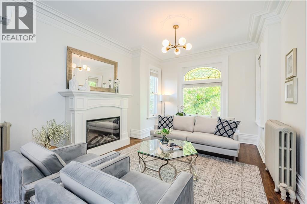 












138 DUBLIN Street N

,
Guelph,




Ontario
N1H4N7


