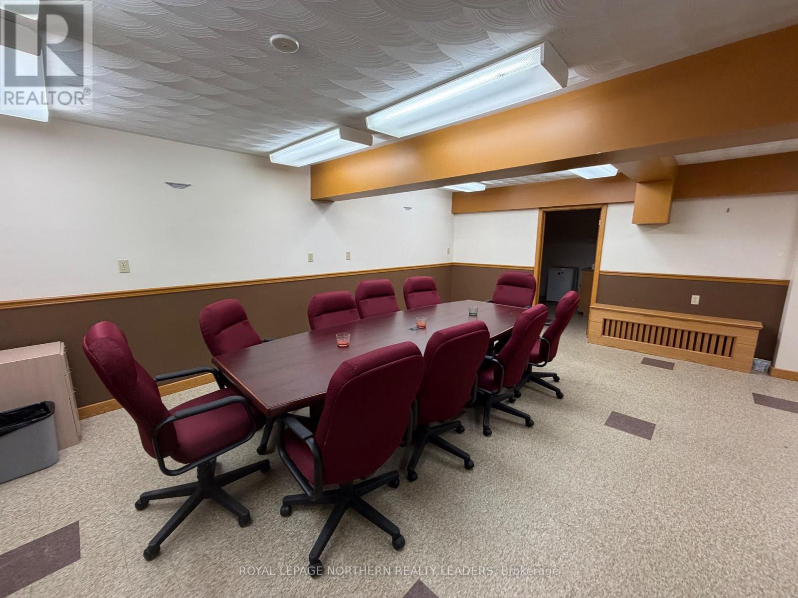 












138 THIRD STREET

,
Cochrane,




Ontario
P0L1C0

