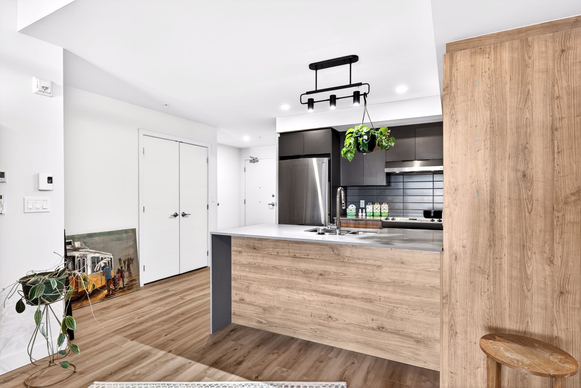 









60

 - 70


Rue Wellington S.

, 1007,
Sherbrooke (Les Nations),




QC
J1H5C7

